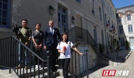 河南网红吃瓜事件视频曝光,揭秘背后真相